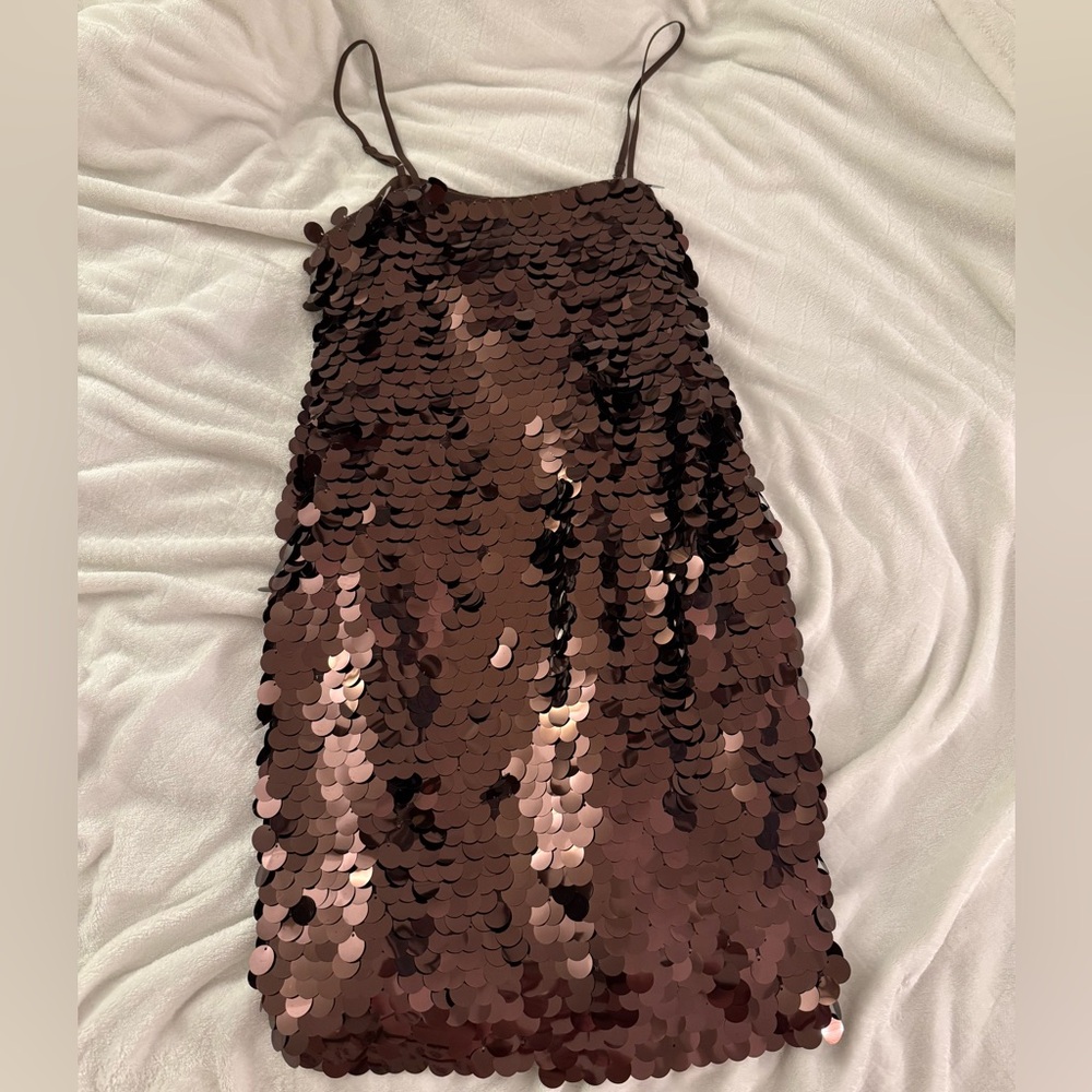 Elegant Sequin Dress in Brown